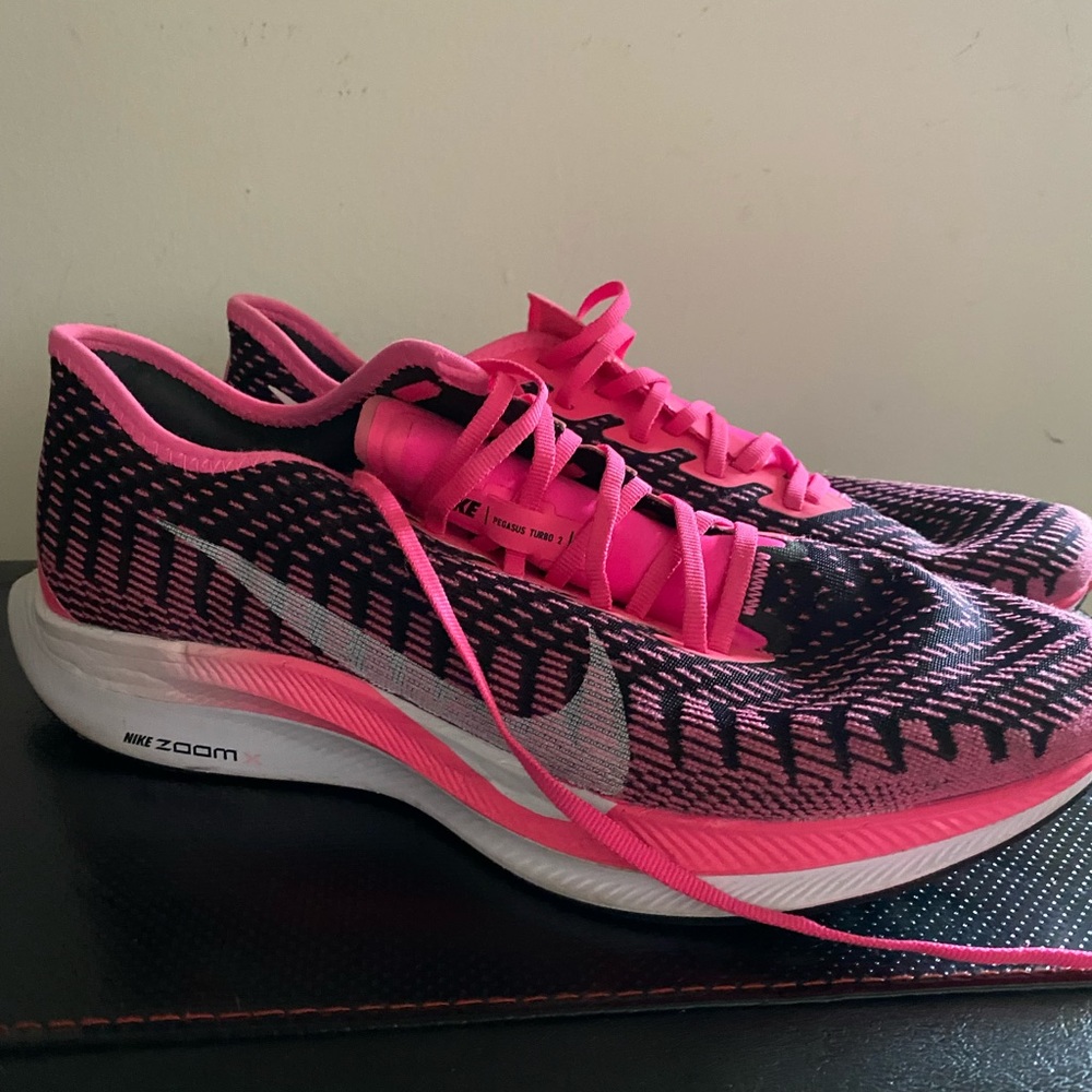 Women’s Nike shoes